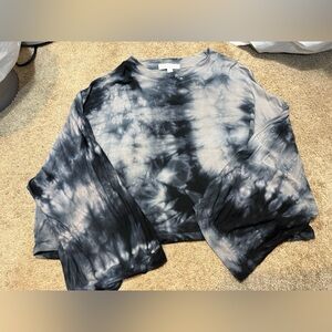 Black and white tye dye top